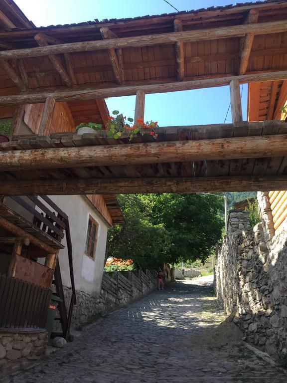 Mestialux Guesthouse Exterior foto