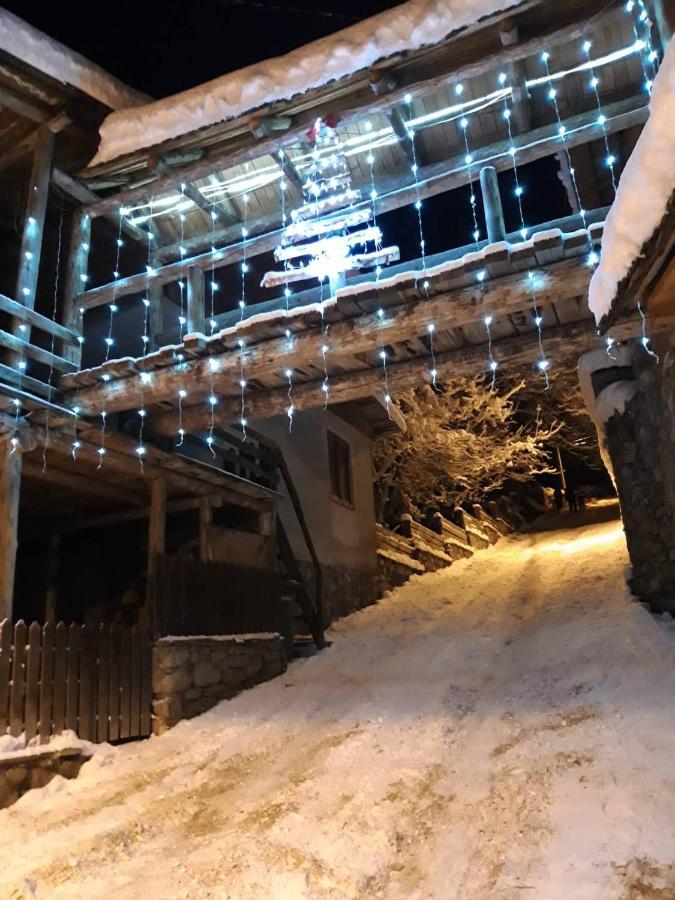 Mestialux Guesthouse Exterior foto